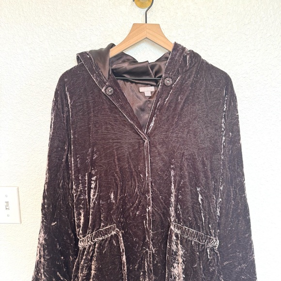 J. Jill Women's XL Burgundy Silk Blend Button Down Jacket Velour Crushed Velvet - Picture 2 of 11